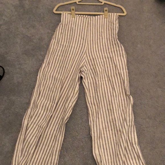 Jumpsuit - Picture 3 of 4